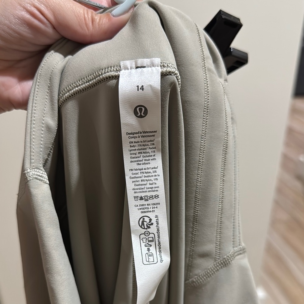 Lululemon Wunder Train 25” Leggings with Pockets NWT - Picture 6 of 6